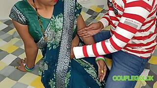 路上，科马尔每天要15到20根鸡巴干