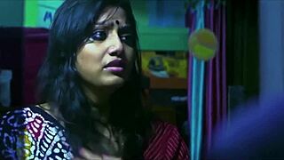 印度嫂子偷偷和情人出轨