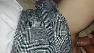 天真墨西哥学生和继父单独相处