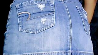 老师带18+拉丁女孩到公寓，录制她呻吟破处