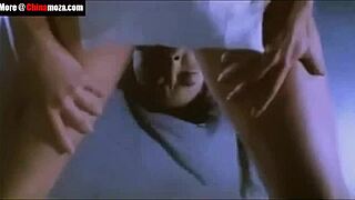 嘿，忍者猛男战斗并猛干健美中国女孩