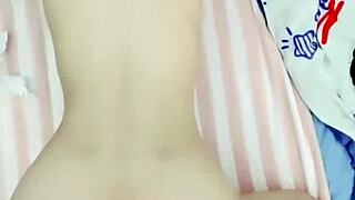 哇！粉嫩乳头完美身材的性感中国美女秀身材！